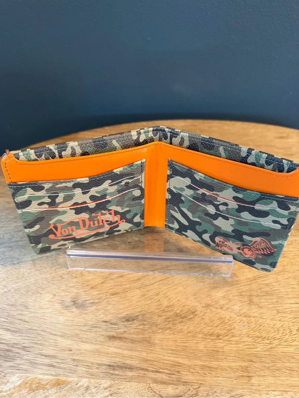 Von Dutch von dutch